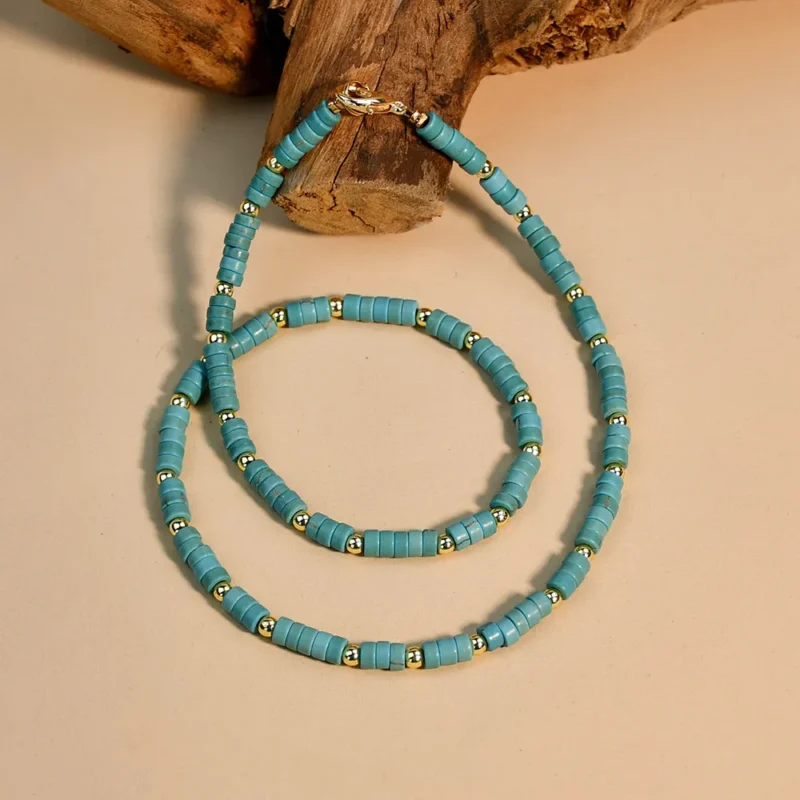 Ethnic style hand beaded turquoise necklace paired with autumn and winter long sweater 4