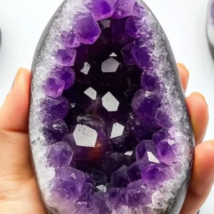Amethyst 6